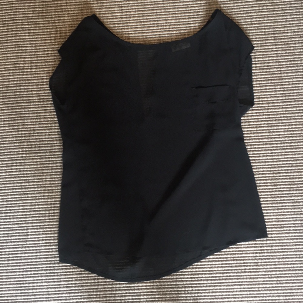 Black t shirt